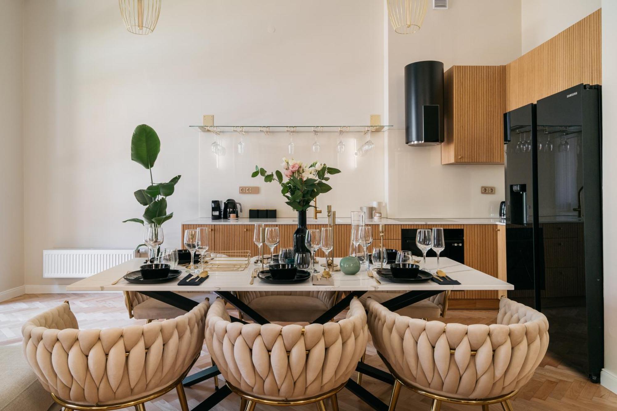 Old Town Oasis - Loftaffair Apartment Красков Екстериор снимка